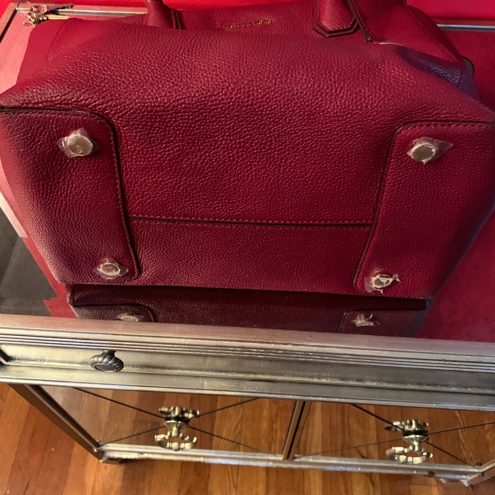Michael Kors Studio Mercer Large Tote. - Picture 5 of 9